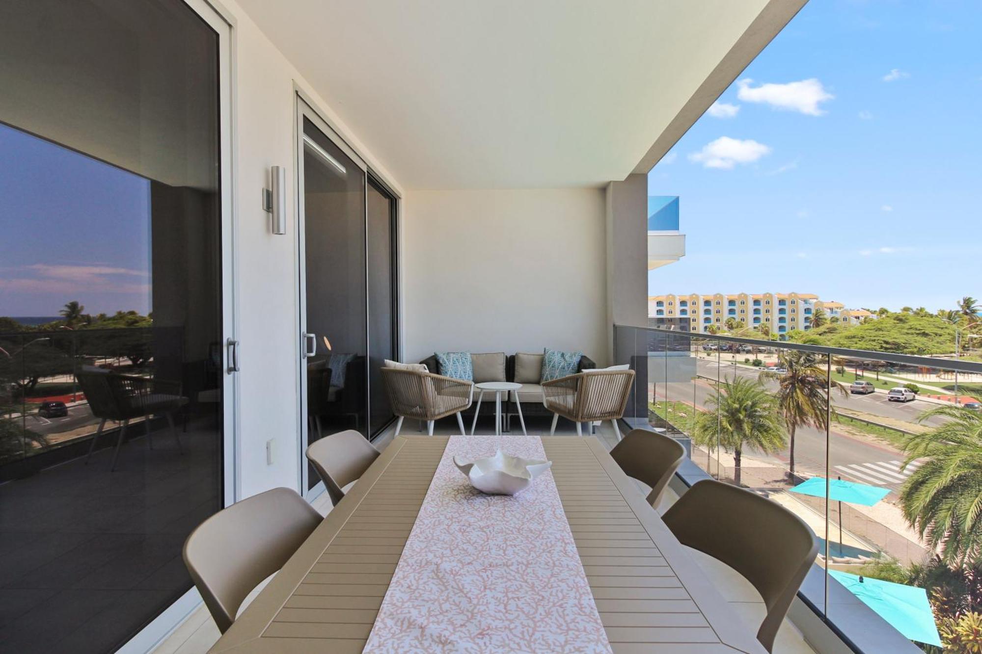 O Condominium Beachfront Residences, By Bocobay Aruba Palm Beach Luaran gambar